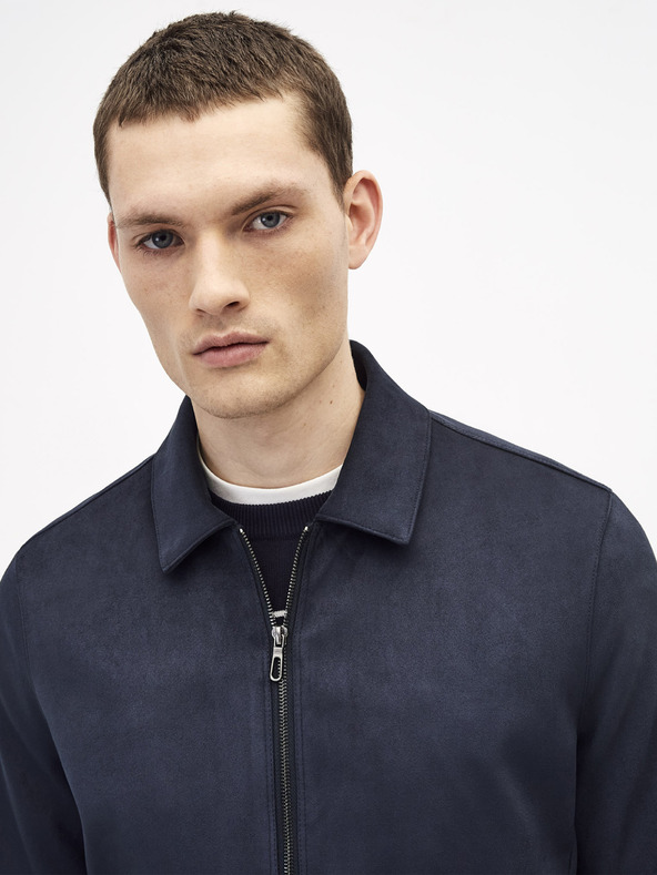 Celio Tujaim Jachetă