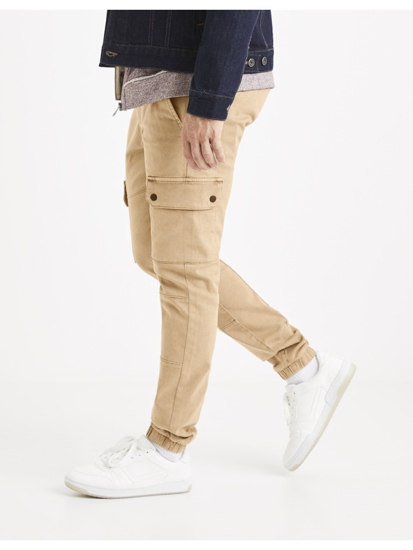 Celio Pantaloni bej Celio Solyte