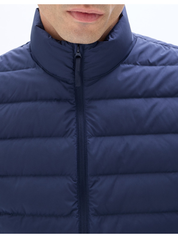 Celio Vestă Mulightsl