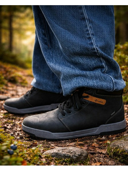 Kilpi Pantofi sport de agrement pentru bărbați Kilpi LOMAR HIGH WP-M Negru