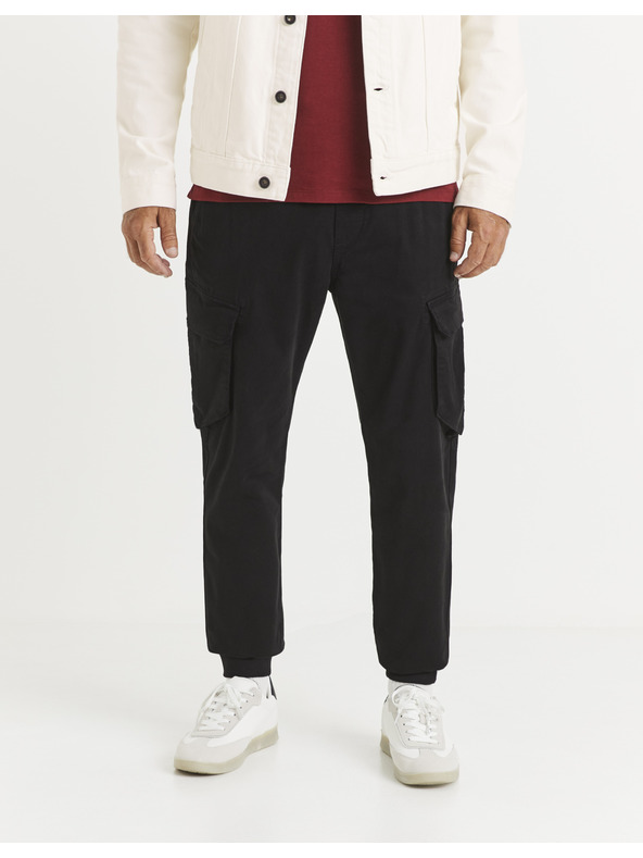 Celio Pantaloni de trening GAP