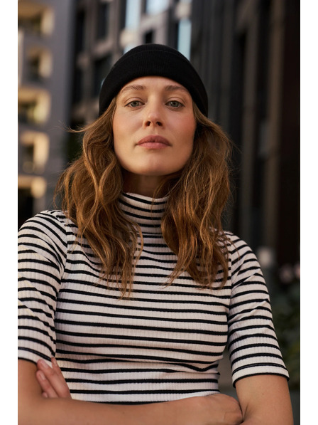 Moodo Șapcă netedă neagră Moodo