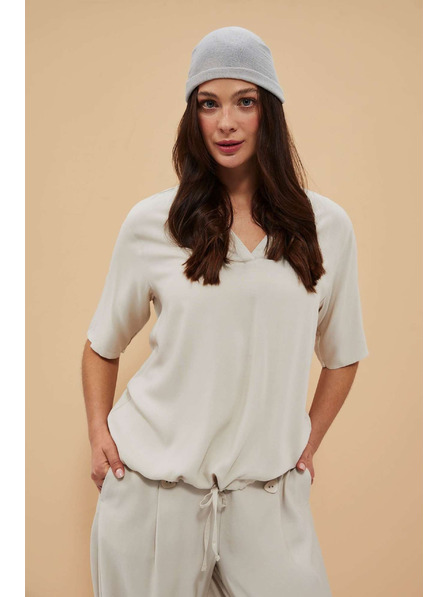 Moodo Cămașă maro nisipiu Moodo cu legătură în talie și decolteu în V