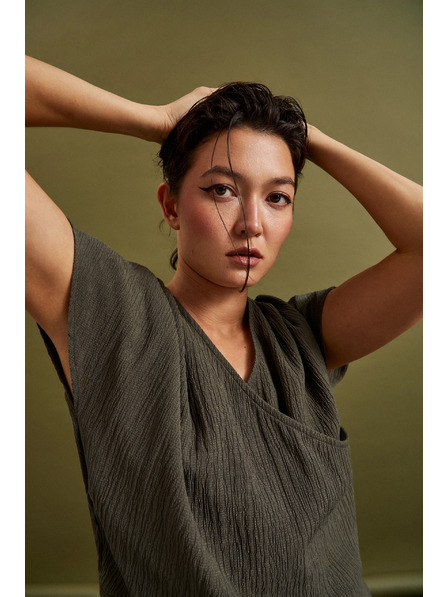 Moodo Cămașă cu decolteu în V și mâneci scurte, măslie Moodo