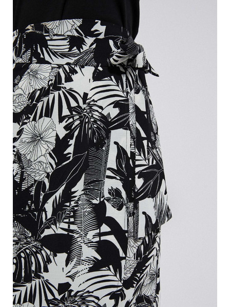 Moodo Fustă neagră cu imprimeu floral Moodo