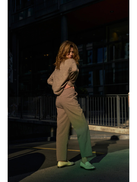 Moodo Pantaloni țigărești maro Moodo