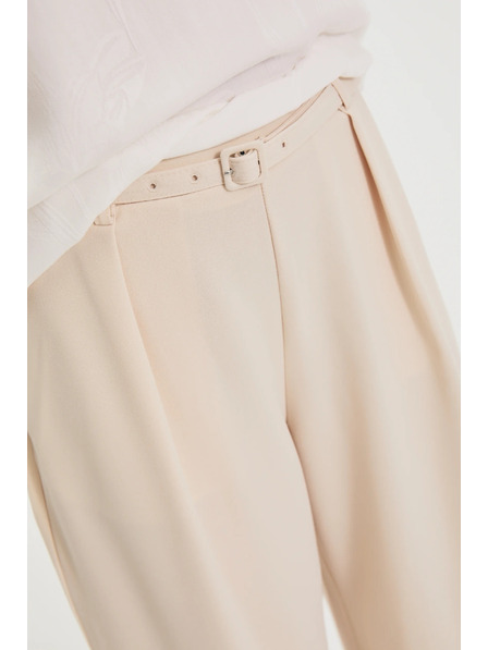 Moodo Pantaloni bej cu curea Moodo