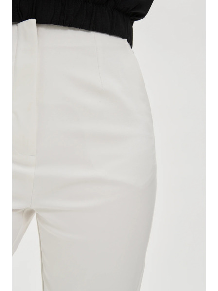 Moodo Pantaloni albi tip pește Moodo