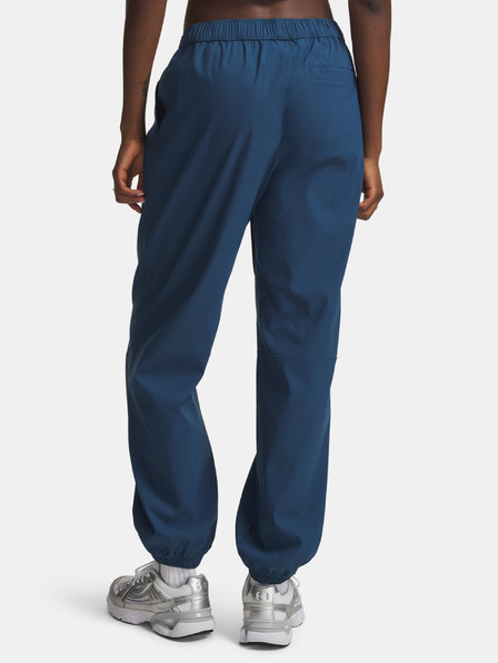 Under Armour Pantaloni de trening pentru femei Under Armour Unstoppable Wvn Jogger