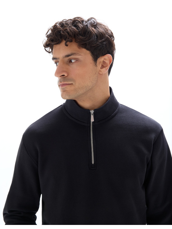 Celio Hanorac Metreuk cu guler