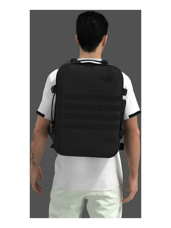 CabinZero Rucsac negru CabinZero Military 36L Absolute Black