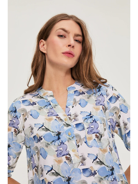 Moodo Cămașă din viscoză cu flori albastră Moodo