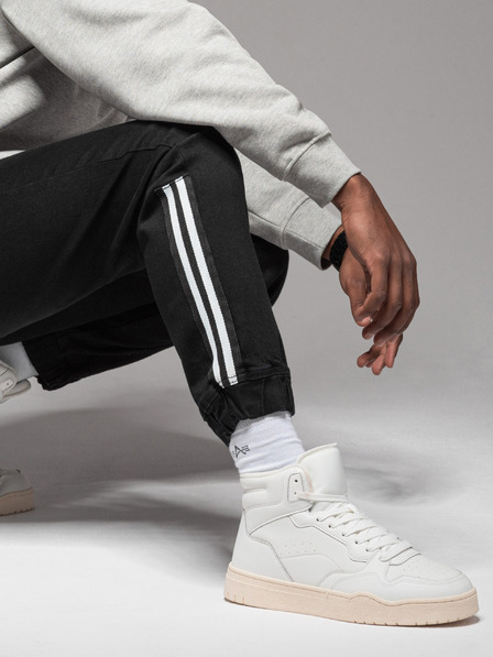 Ombre Clothing Pantaloni de trening din denim pentru bărbați cu ornamente - negru V2 OM-PADJ-0156 Ombre Clothing