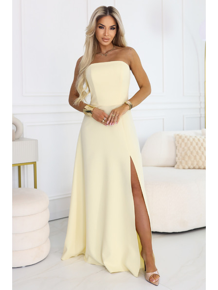 numoco Rochie maxi ELARA cu corset, spărtură și legătură la spate - galben unt