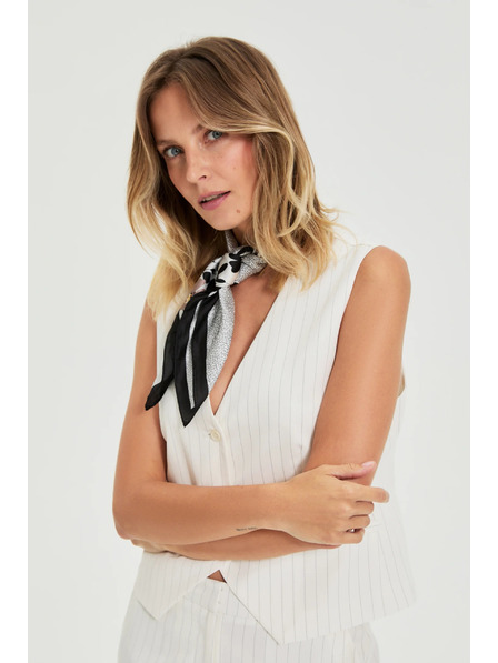 Moodo Vesta cu dungi fine alba Moodo