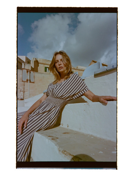 Moodo Rochie din viscoză în dungi albastru închis Moodo