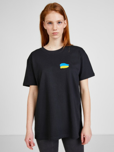 DOBRO Tricou supradimensionat negru de damă No need for words din colecția DOBRO. for Ukraine