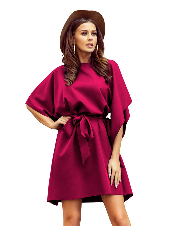 numoco SOFIA Rochie fluture cu legare în talie - vișiniu