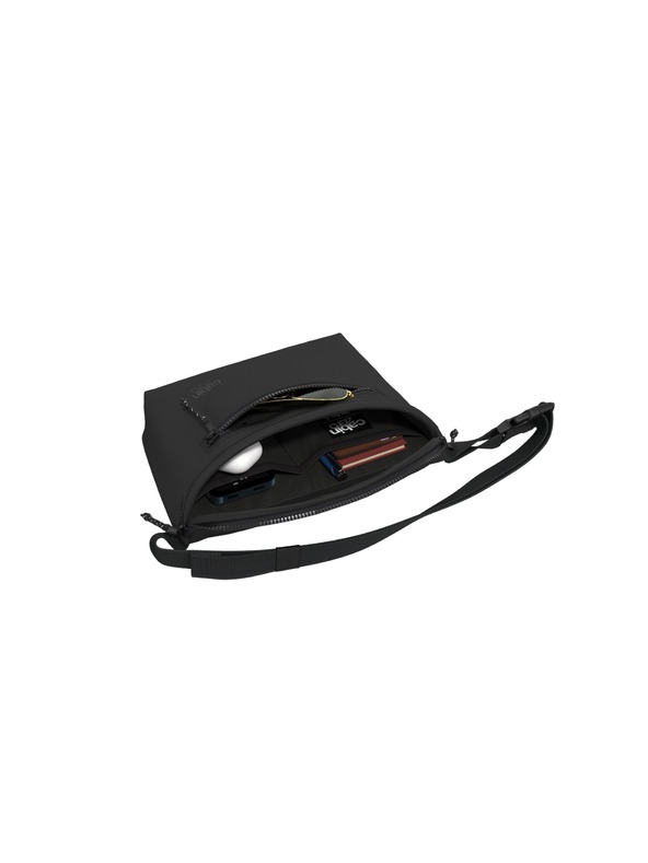 CabinZero Borsetă CabinZero Stinger Hip Pack 3L Absolute Black