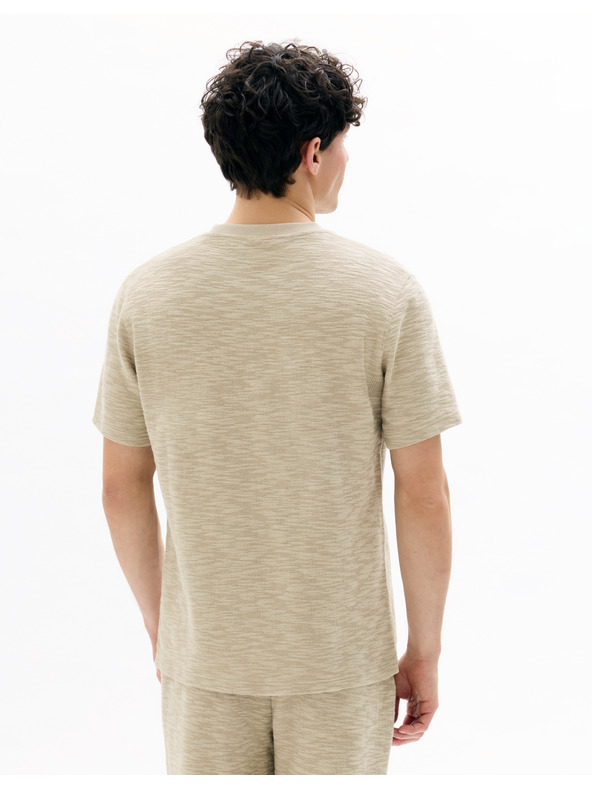 Celio Tricou Neprioti