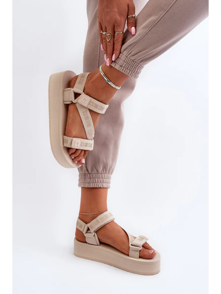 BIG STAR SHOES Sandale pe platformă pentru femei Big Star - bej