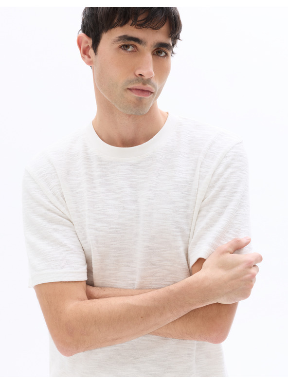 Celio Tricou Neprioti