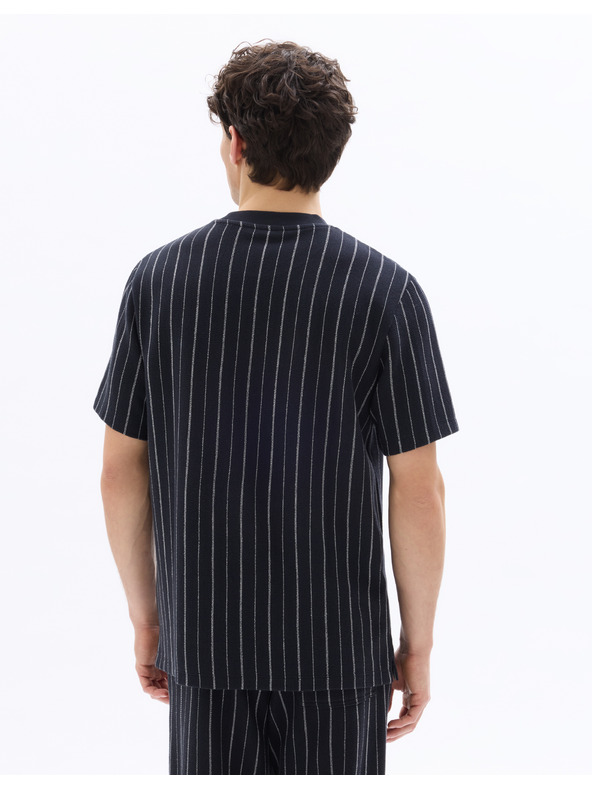 Celio Tricou Nestripeti