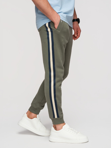 Ombre Clothing Pantaloni de trening pentru bărbați cu chenă și nervuri la cinci - oliv V2 P1519 Ombre Clothing