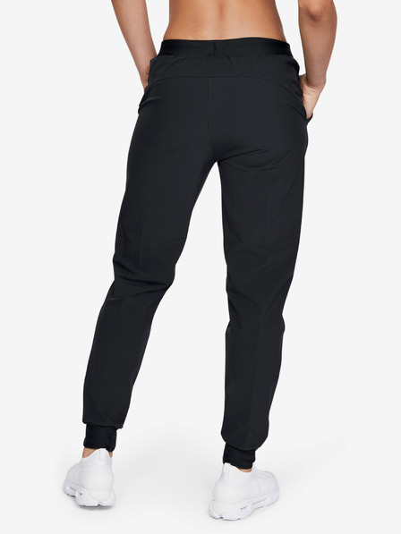 Under Armour Pantaloni sport pentru femei Under Armour Sport Woven Storm Pant