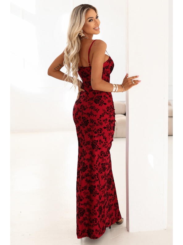 numoco Rochie maxi ajustată cu decolteu învelitor și crăpătură - vișiniu cu model elegant