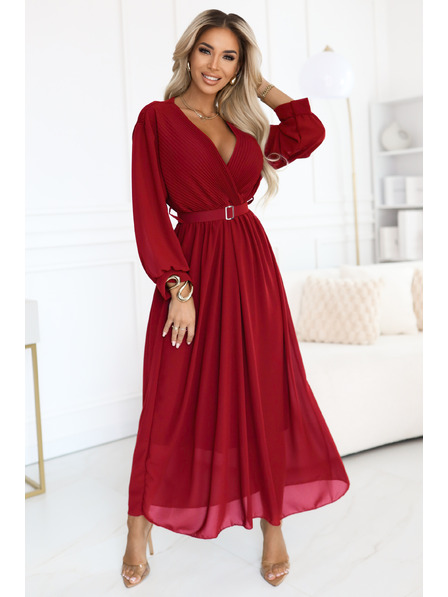 numoco basic Rochie maxi elegantă cu pliuri, centură și decolteu cu legătură - roșu vin