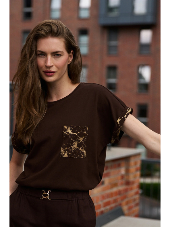 Moodo Tricou cu buzunar maro Moodo
