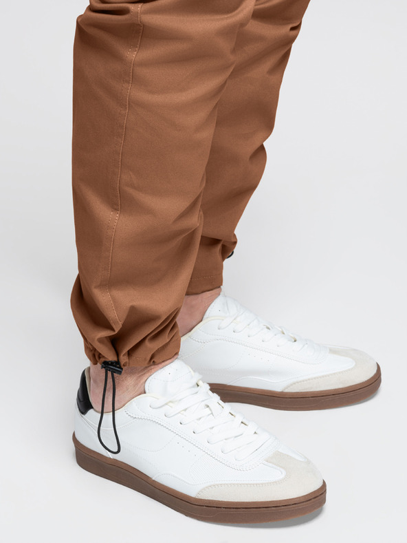 Ombre Clothing Pantaloni bărbătești cu buzunare cargo și tiv la pernă - maro cald V2 P1526 Ombre Clothing
