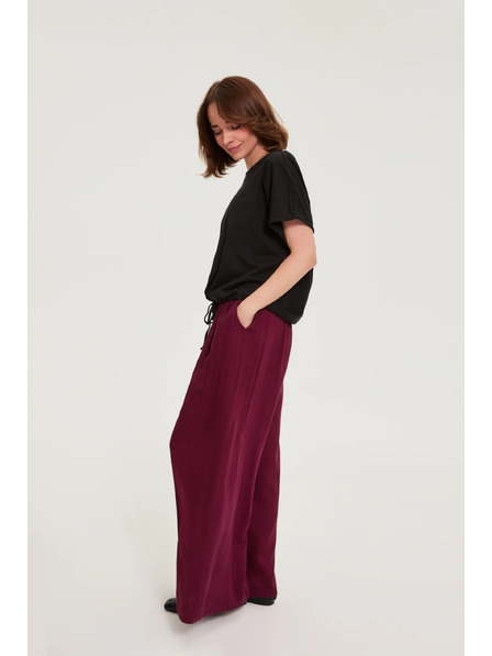Moodo Pantaloni din viscoză burgundy Moodo