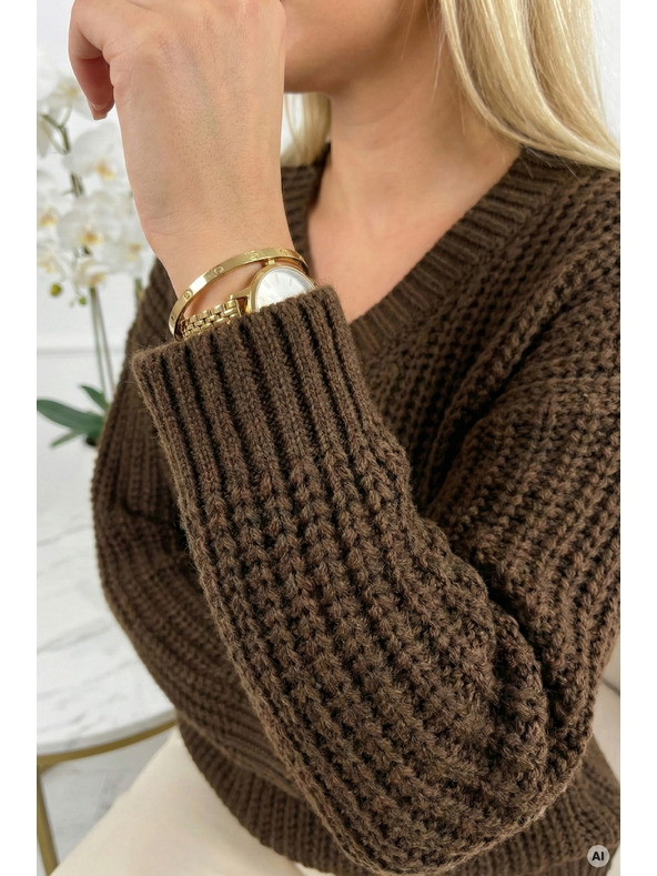 numoco Pulover oversized cald cu țesătură densă și decolteu în V - ciocolată