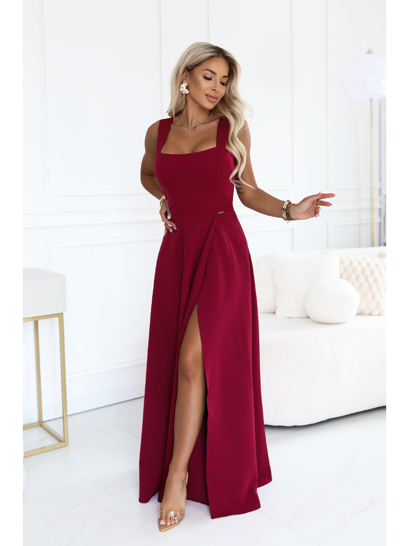 numoco AURELIA Rochie lungă cu spărtură pe picior și decolteu pătrat - burgundy