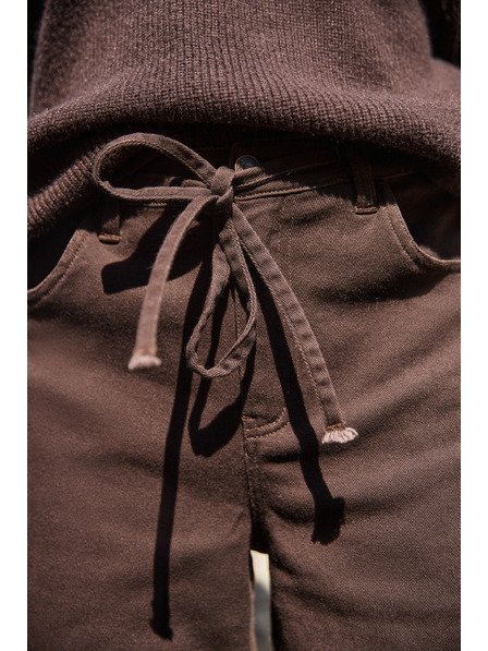 Moodo Blugi drepți maro Moodo
